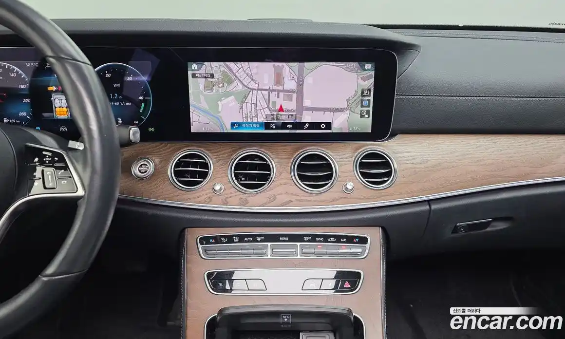 Mercedes-Benz E-Class 2022 2.0 автомат (гидро), фото 14