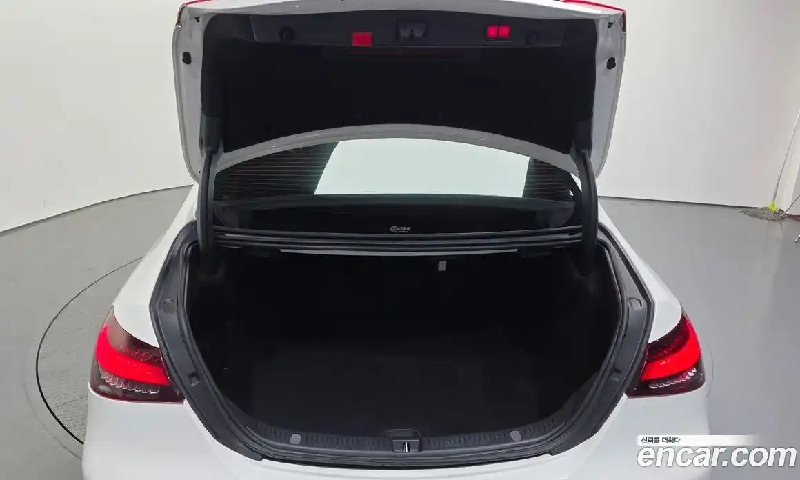 Mercedes-Benz E-Class 2022 2.0 автомат (гидро), фото 20