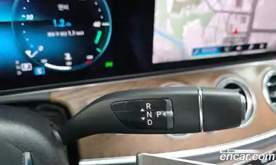 Mercedes-Benz E-Class 2022 2.0 автомат (гидро), миниатюра 9