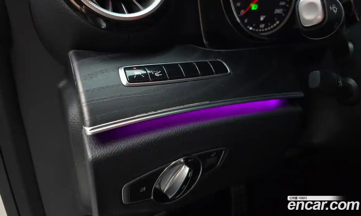 Mercedes-Benz E-Class 2019 1.9 автомат (гидро), фото 23