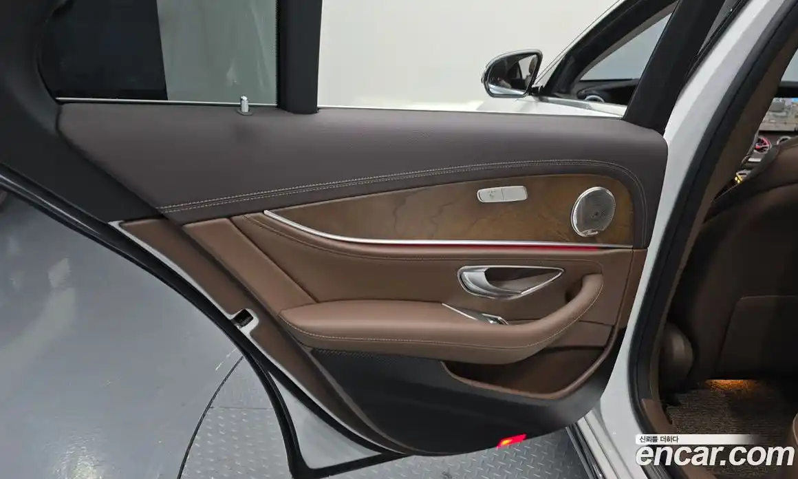 Mercedes-Benz E-Class 2019 1.9 автомат (гидро), фото 14