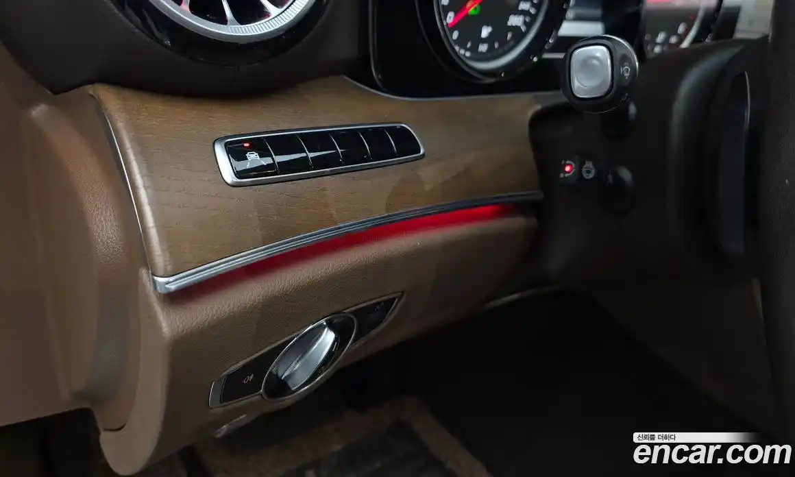 Mercedes-Benz E-Class 2019 1.9 автомат (гидро), фото 21
