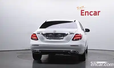 Mercedes-Benz E-Class 2019 1.9 автомат (гидро), миниатюра 3