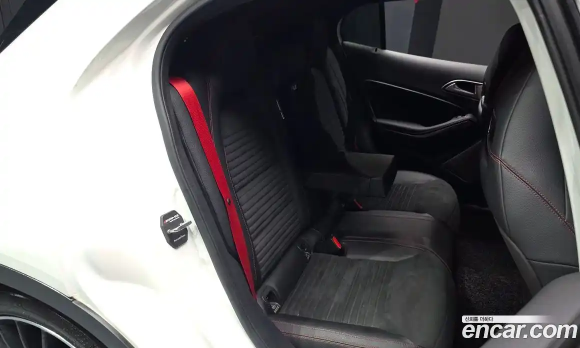 Mercedes-Benz GLA-Class 2018 2.0 гидро, фото 18 Mercedes-Benz GLA-Class 2018 2.0 гидро, фото 18