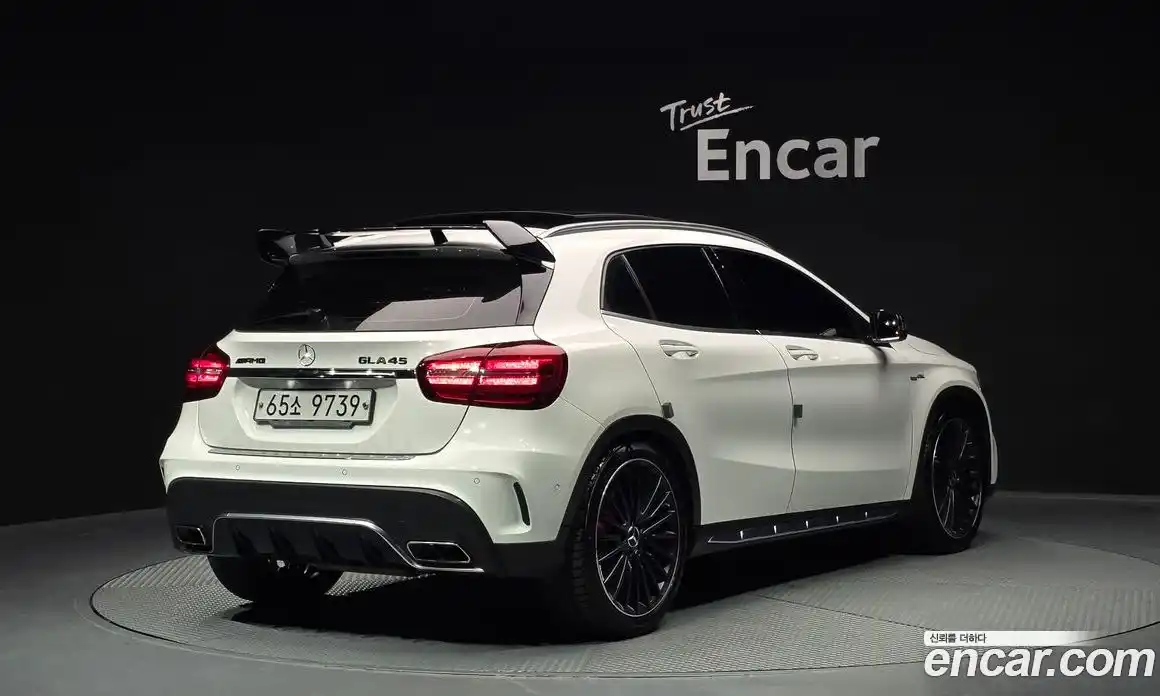 Mercedes-Benz GLA-Class 2018 2.0 гидро, фото 2 Mercedes-Benz GLA-Class 2018 2.0 гидро, фото 2