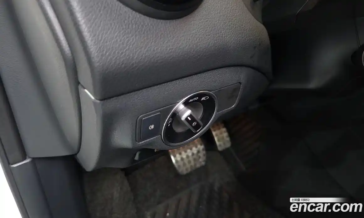 Mercedes-Benz GLA-Class 2018 2.0 гидро, фото 23 Mercedes-Benz GLA-Class 2018 2.0 гидро, фото 23