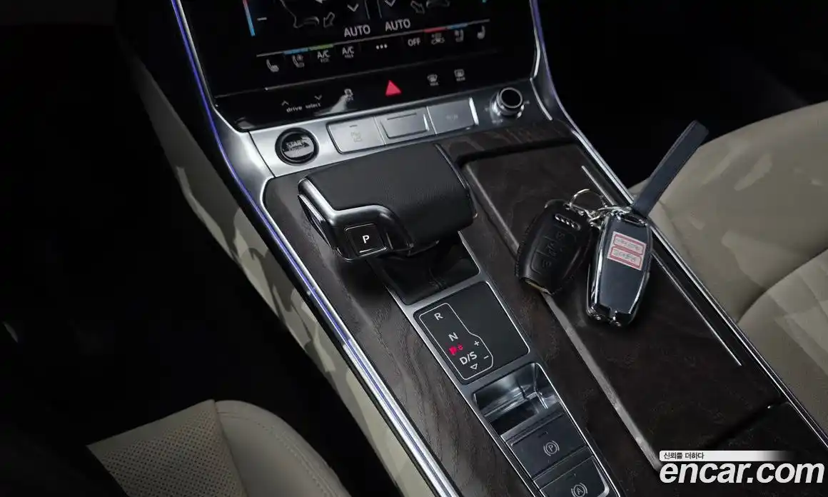 Audi A6 2023 2.0 автомат (гидро), фото 11
