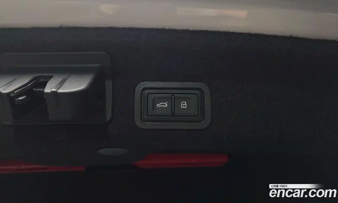 Audi A6 2023 2.0 автомат (гидро), фото 31