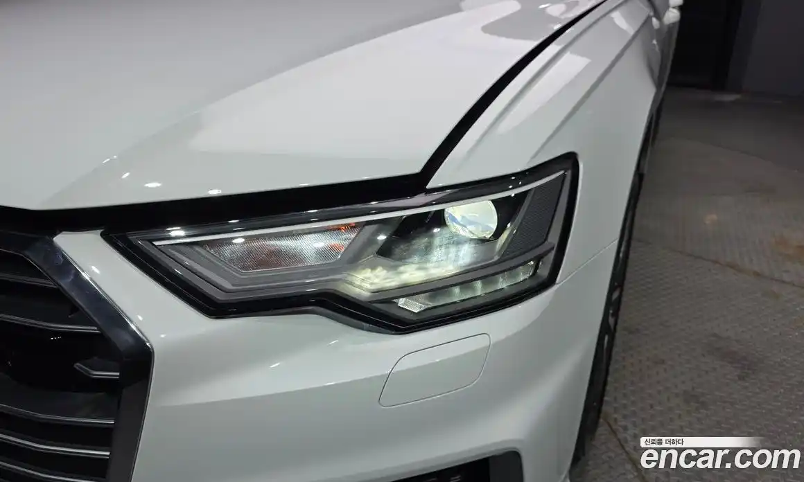 Audi A6 2023 2.0 автомат (гидро), фото 7