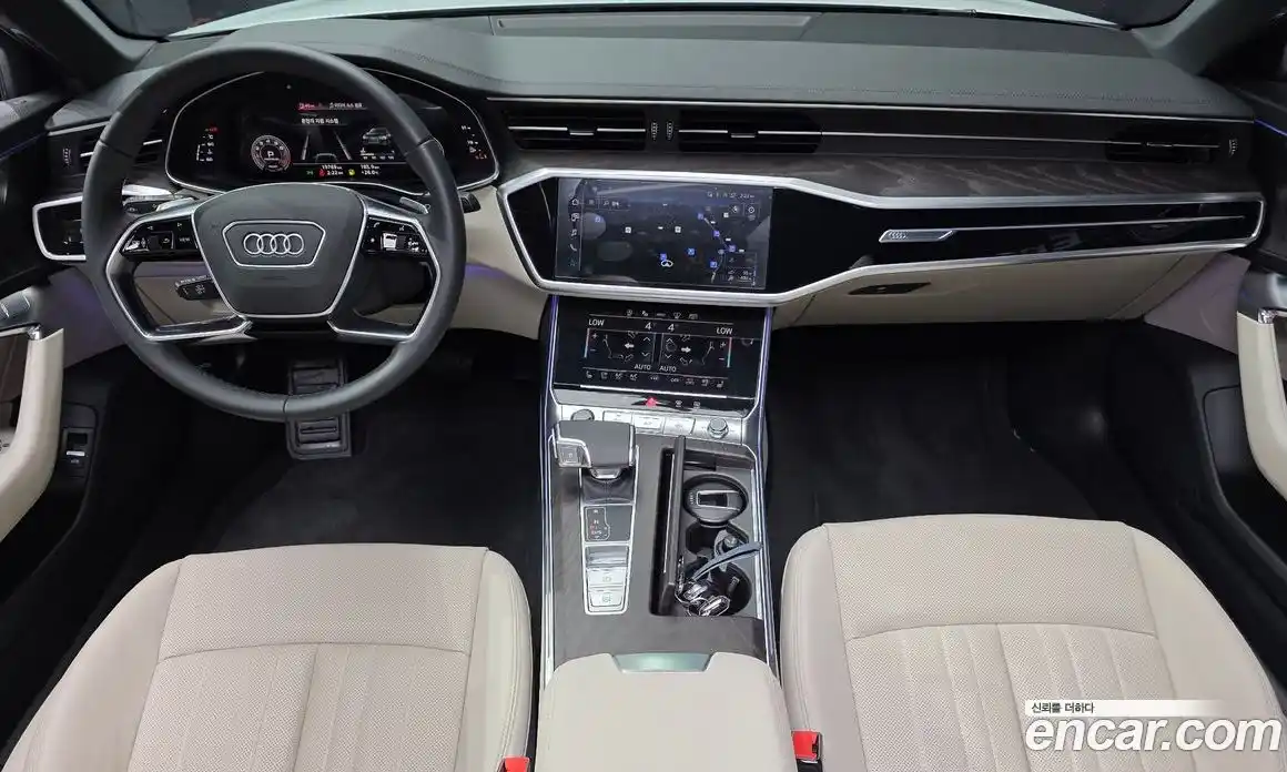 Audi A6 2023 2.0 автомат (гидро), фото 9