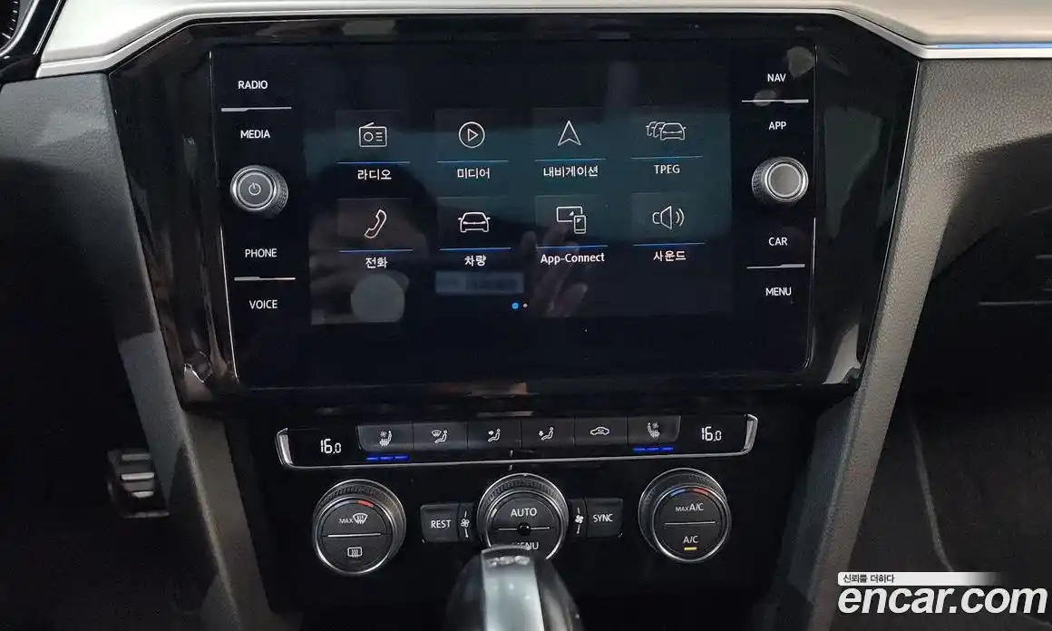 Volkswagen Arteon 2018 2.0 автомат (гидро), фото 17