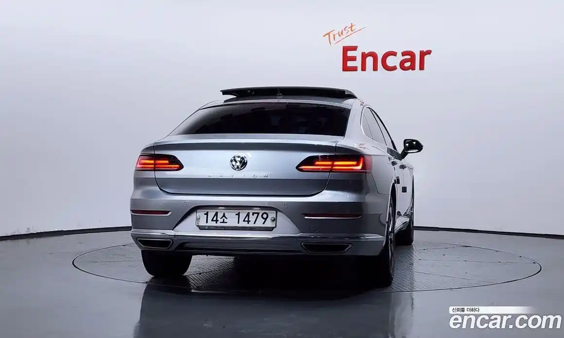Volkswagen Arteon 2018 2.0 автомат (гидро), фото 4