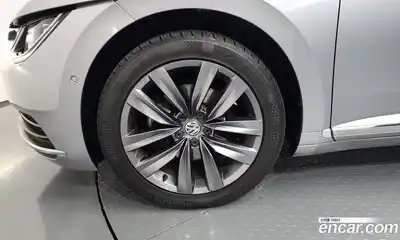 Volkswagen Arteon 2018 2.0 автомат (гидро), миниатюра 5