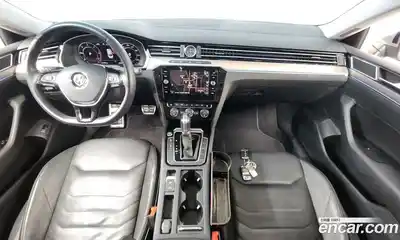 Volkswagen Arteon 2018 2.0 автомат (гидро), миниатюра 7
