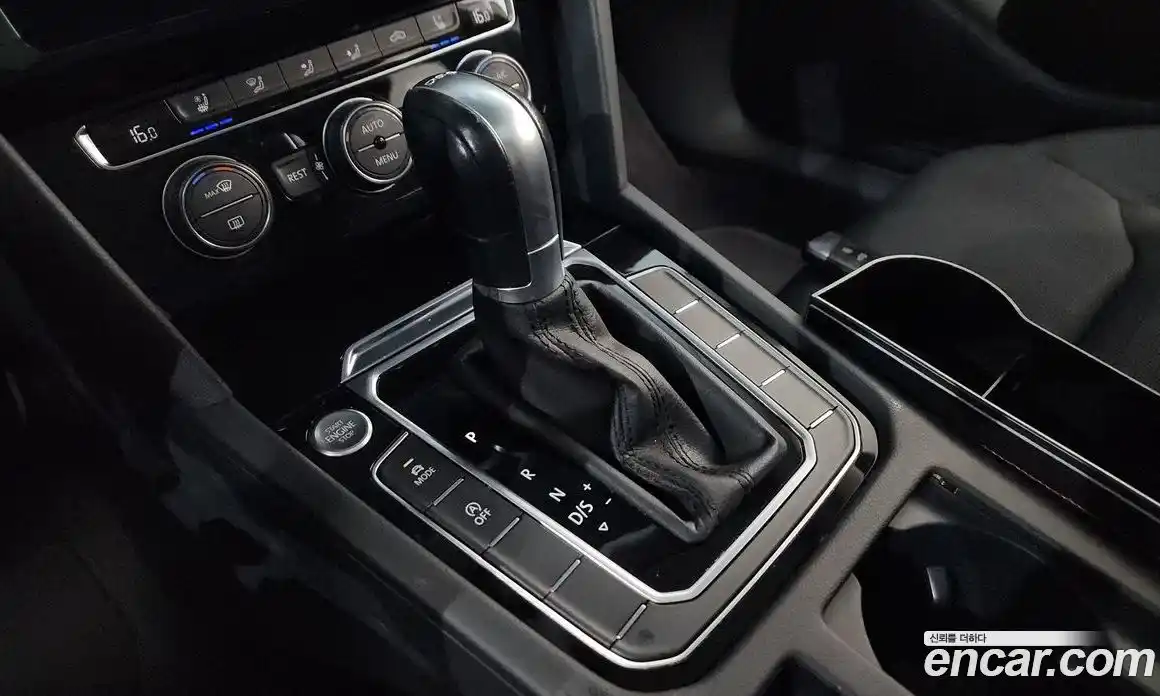 Volkswagen Arteon 2018 2.0 автомат (гидро), фото 9