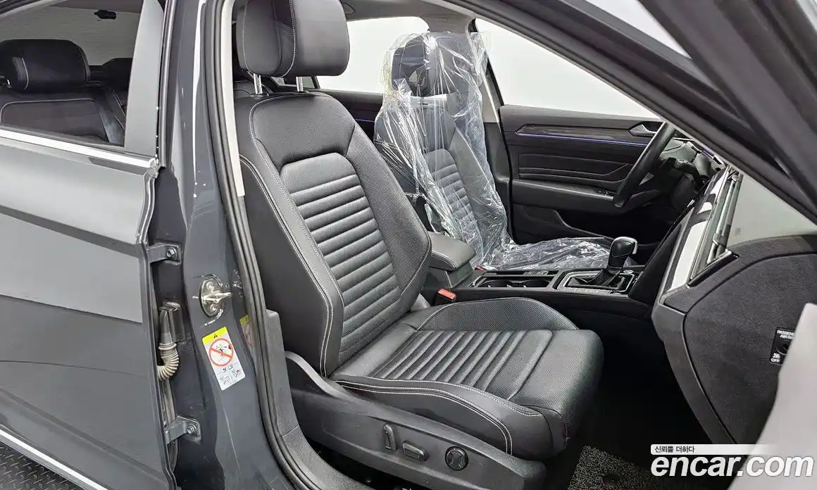 Volkswagen Passat 2021 2.0 автомат (гидро), фото 11