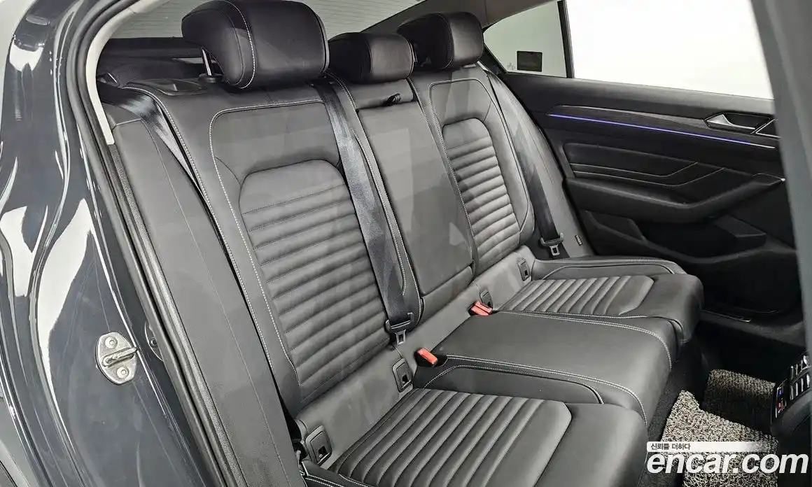 Volkswagen Passat 2021 2.0 автомат (гидро), фото 12