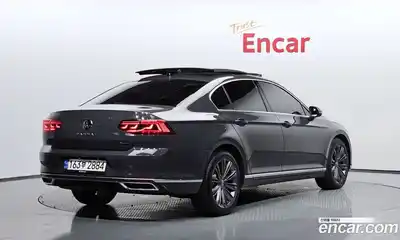 Volkswagen Passat 2021 2.0 автомат (гидро), миниатюра 2