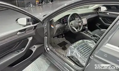 Volkswagen Passat 2021 2.0 автомат (гидро), миниатюра 10