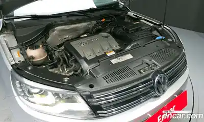 Volkswagen Tiguan 2012 2.0 автомат (гидро), миниатюра 6