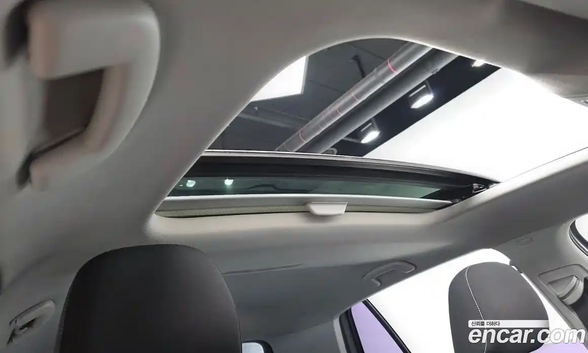 Volkswagen Golf 2013 2.0 автомат (гидро), фото 17