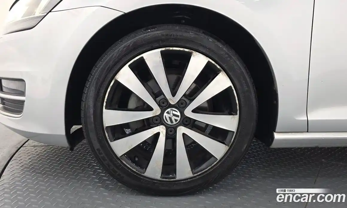 Volkswagen Golf 2013 2.0 автомат (гидро), фото 5