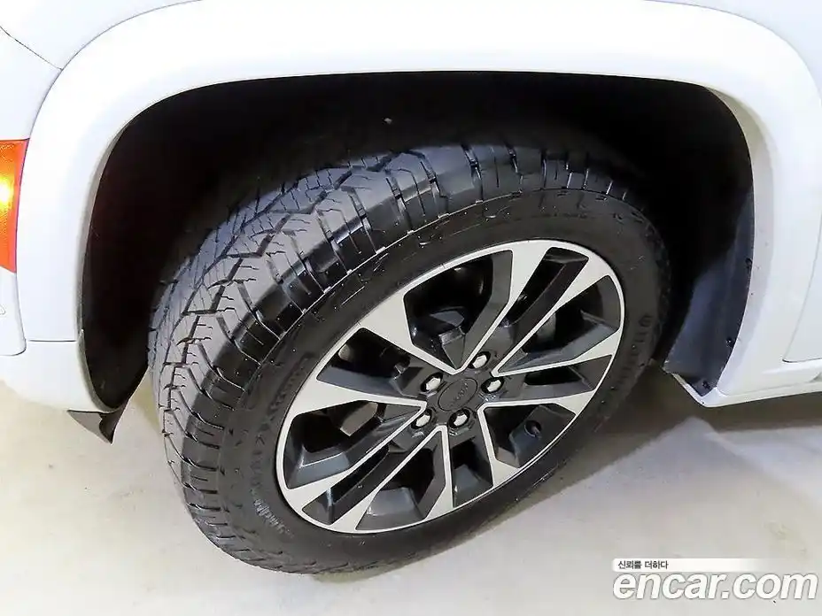 Jeep Cherokee 2022 3.6 автомат (гидро), фото 20