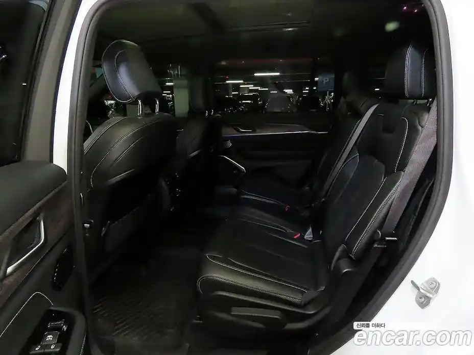 Jeep Cherokee 2022 3.6 автомат (гидро), фото 7