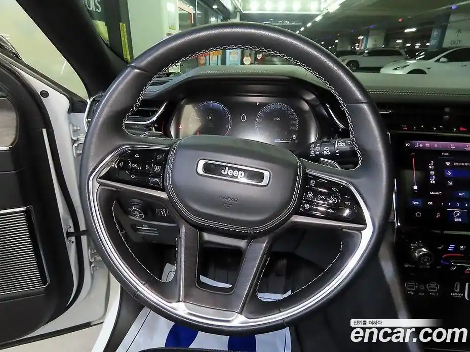 Jeep Cherokee 2022 3.6 автомат (гидро), фото 8
