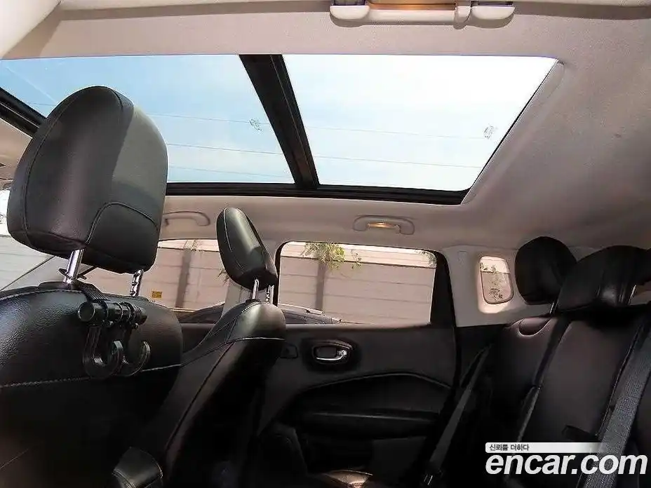 Jeep Compass 2019 2.4 автомат (гидро), фото 17
