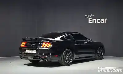 Ford Mustang 2018 2.3 автомат (гидро), миниатюра 2