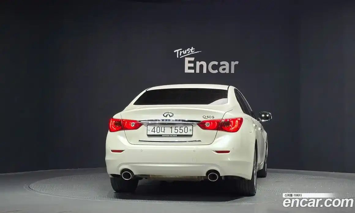Infiniti Q50 2016 3.5 автомат (гидро), фото 4 Infiniti Q50 2016 3.5 автомат (гидро), фото 4