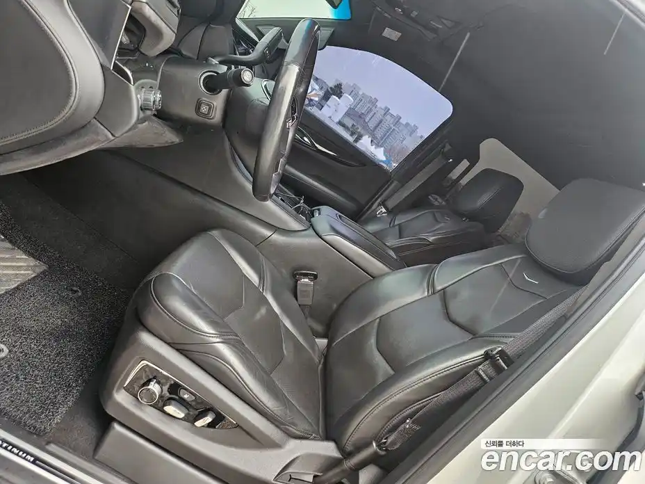 Cadillac Escalade 2018 6.2 автомат (гидро), фото 16 Cadillac Escalade 2018 6.2 автомат (гидро), фото 16