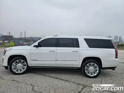 Cadillac Escalade 2018 6.2 автомат (гидро), миниатюра 7 Cadillac Escalade 2018 6.2 автомат (гидро), миниатюра 7