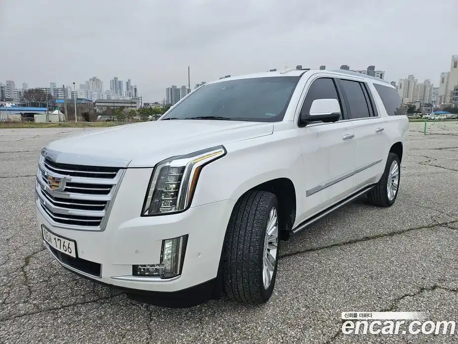 Cadillac Escalade 2018 6.2 автомат (гидро), фото 8 Cadillac Escalade 2018 6.2 автомат (гидро), фото 8