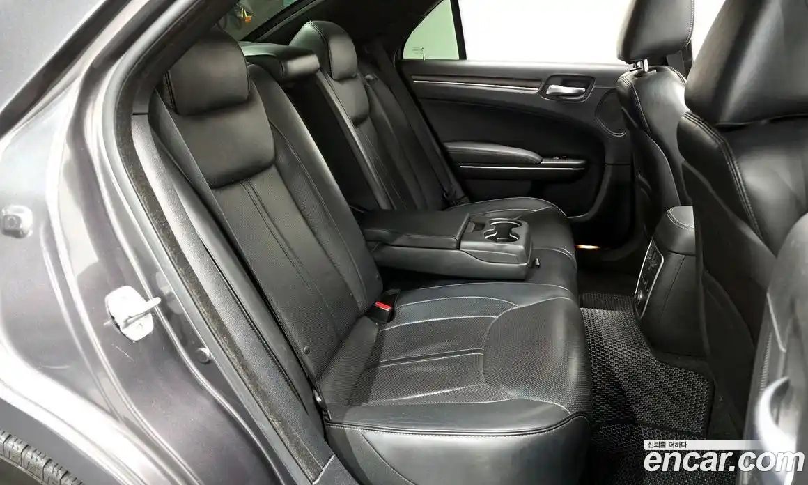 Chrysler 300C 2014 3.6 автомат (гидро), фото 12 Chrysler 300C 2014 3.6 автомат (гидро), фото 12
