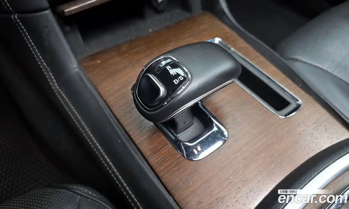 Chrysler 300C 2014 3.6 автомат (гидро), фото 9 Chrysler 300C 2014 3.6 автомат (гидро), фото 9