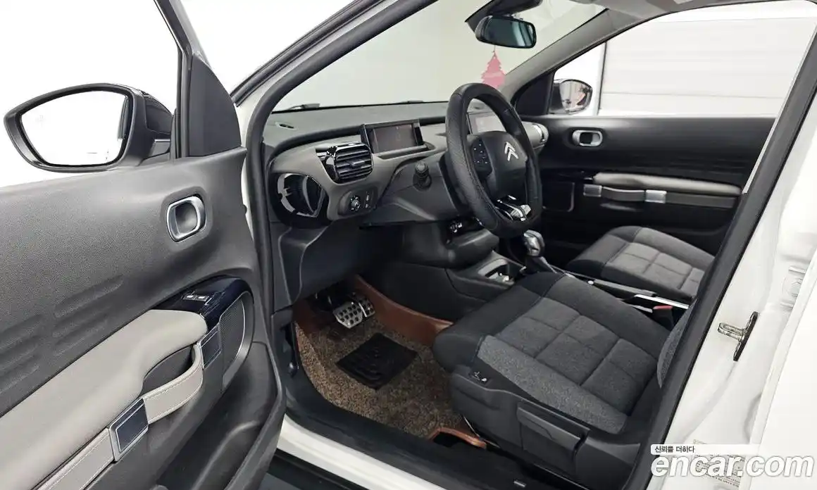 Citroen C4 Cactus 2021 1.5 автомат (гидро), фото 13 Citroen C4 Cactus 2021 1.5 автомат (гидро), фото 13