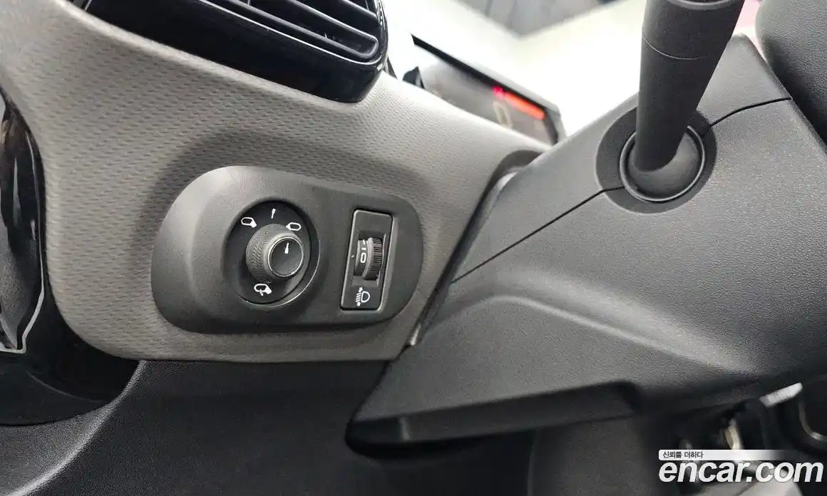Citroen C4 Cactus 2021 1.5 автомат (гидро), фото 19 Citroen C4 Cactus 2021 1.5 автомат (гидро), фото 19