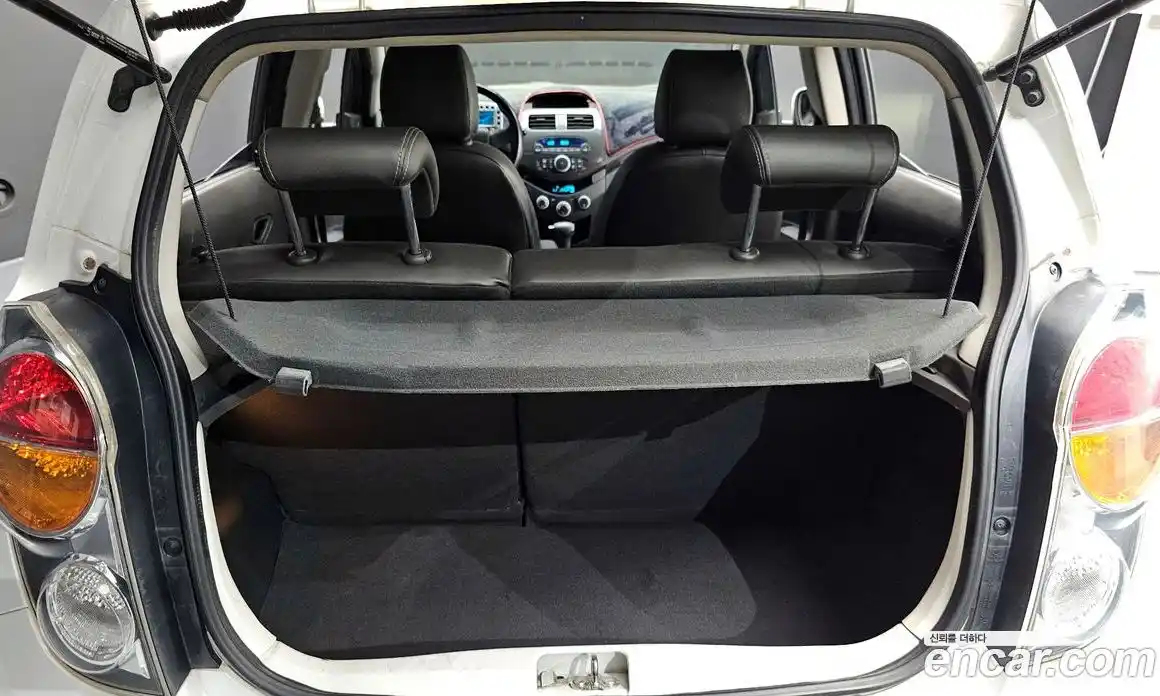 Chevrolet Spark 2011 1.0 автомат (гидро), фото 20