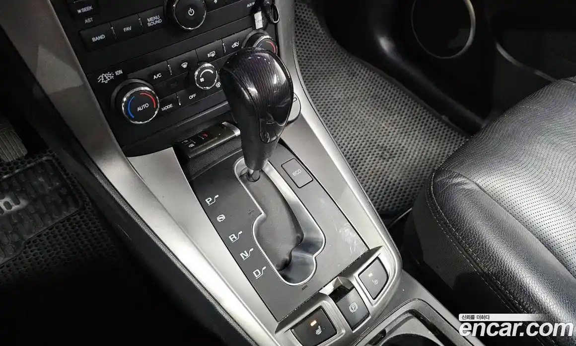 Chevrolet Captiva 2015 2.0 автомат (гидро), фото 9