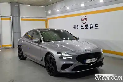 Genesis G70, 2022, 15 000 км