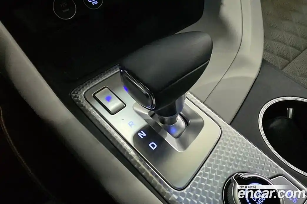 Genesis G70 2022 2.0 автомат (гидро), фото 9