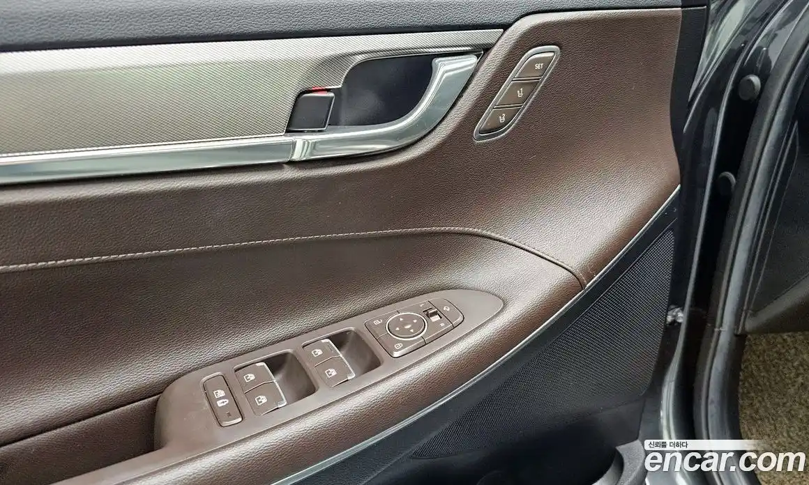 Hyundai Grandeur 2021 2.4 автомат (гидро), фото 17