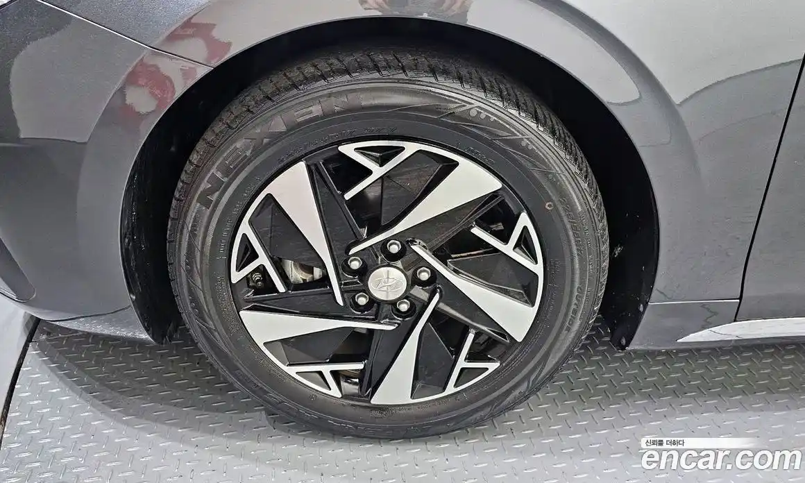 Hyundai Grandeur 2021 2.4 автомат (гидро), фото 5