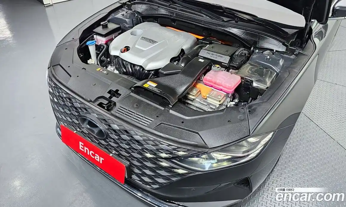 Hyundai Grandeur 2021 2.4 автомат (гидро), фото 6
