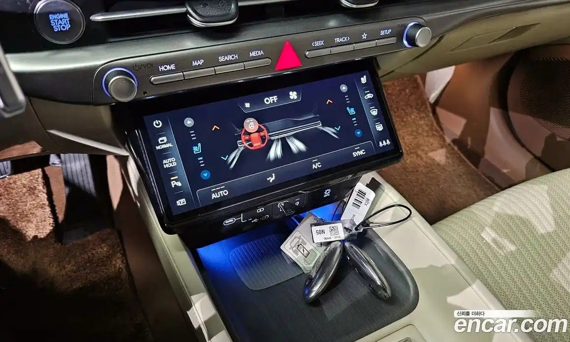 Hyundai Grandeur 2023 2.5 автомат (гидро), фото 17
