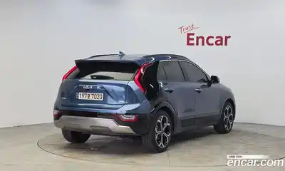 Kia Niro 2022 1.6 автомат (гидро), миниатюра 2
