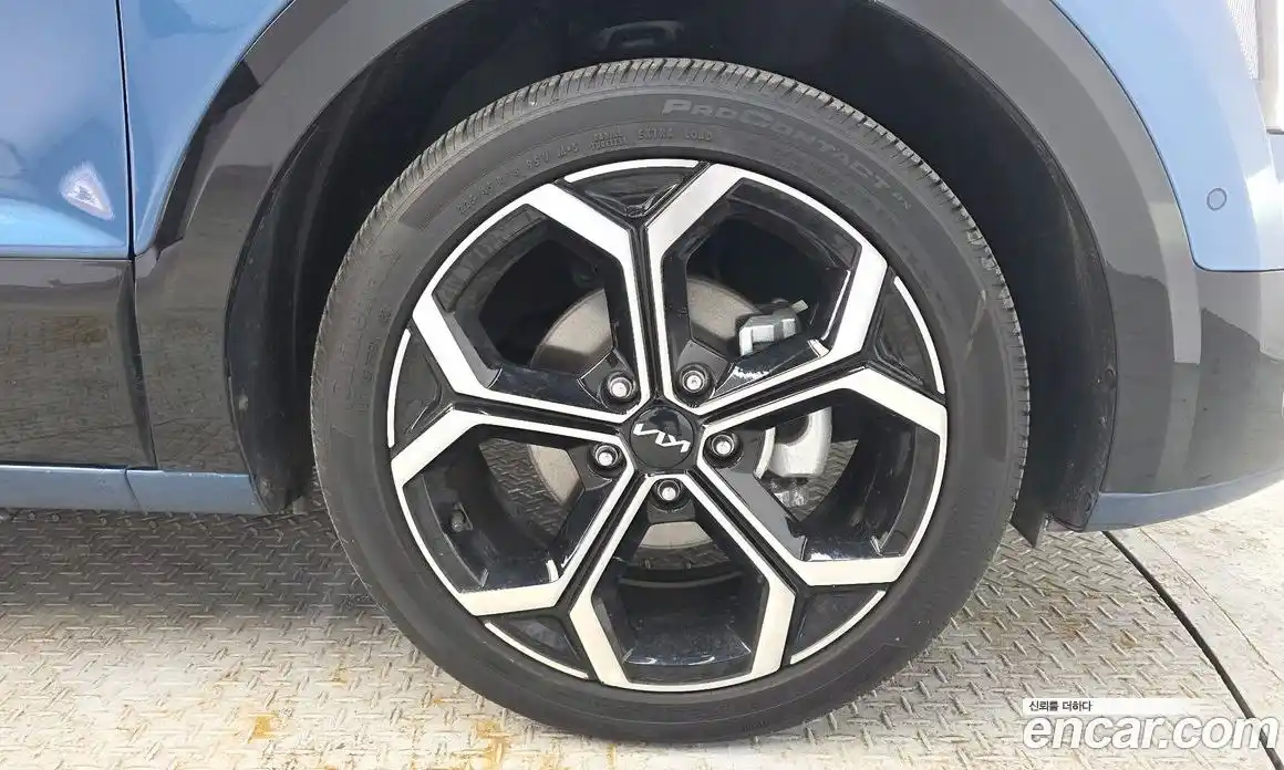 Kia Niro 2022 1.6 автомат (гидро), фото 5