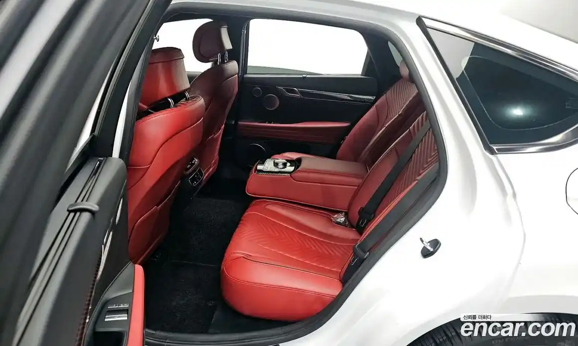 Genesis G80 2023 2.5 автомат (гидро), фото 11